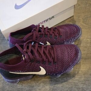 Nike Lab Air Vapormax Flyknit Bordeaux Womens Shoes Size 8